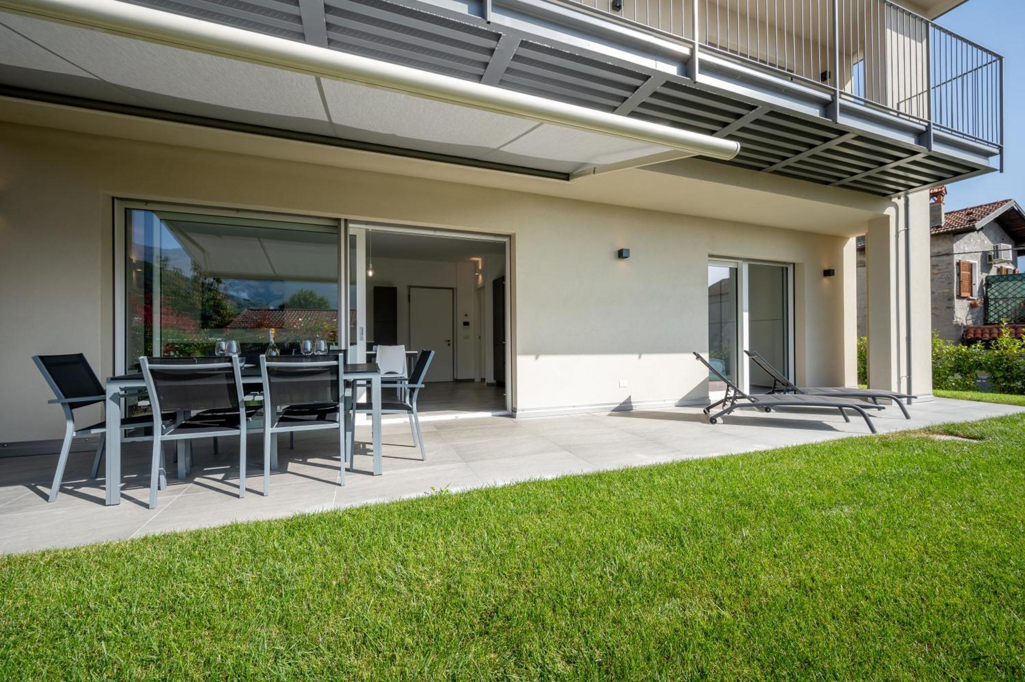 Casa Marianna Apartment Gravedona Luaran gambar